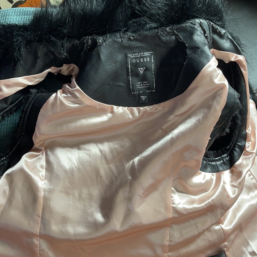 Vest - Picture 16 of 16